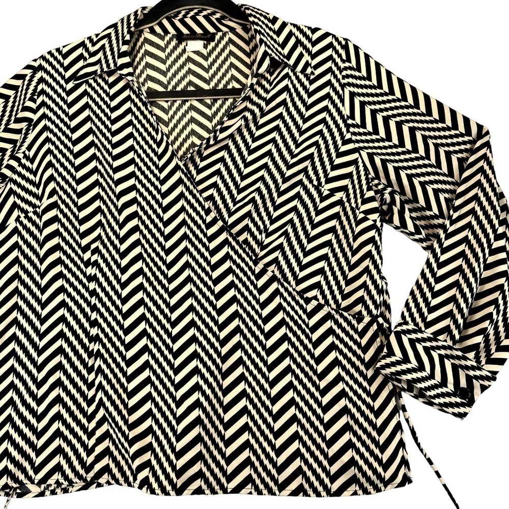 Vintage ASHLEY STEWART 3X Plus Black Blouse Top Zig Zag Pattern Cuffed Sleeves